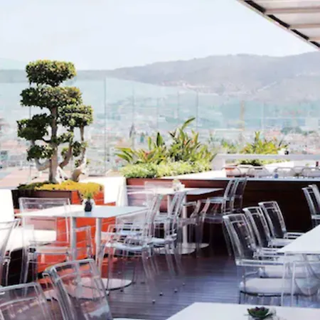 ホテル MiM シッチェス 4*