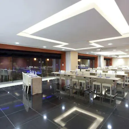 Mim Meliá Collection