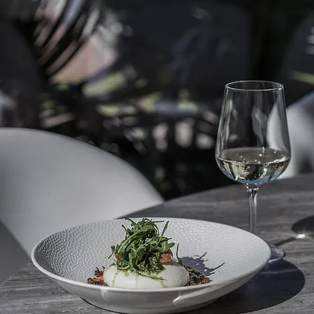 Mim Sitges Melia Collection