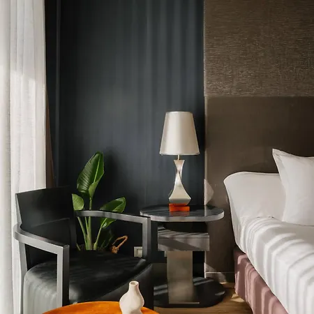 Mim Member Of Melia Collection