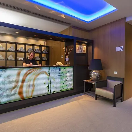 Mim & Otel 4*