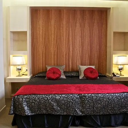 فندق إم آي إم سيتجيز 4*