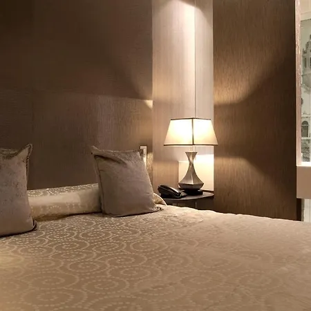 Mim & Otel Sitges
