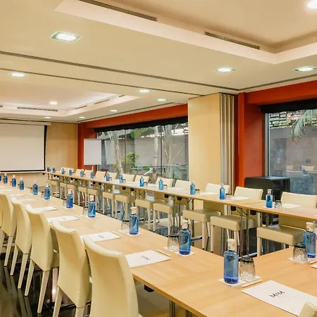 Готель Mim Sitges Melia Collection